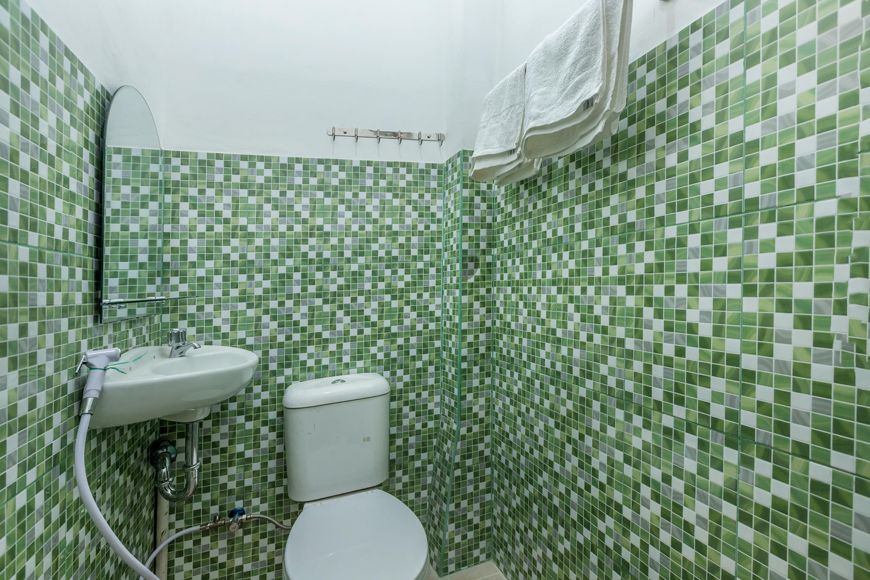 Super Oyo 1487 Residence Khoe Jakarta Eksteriør bilde