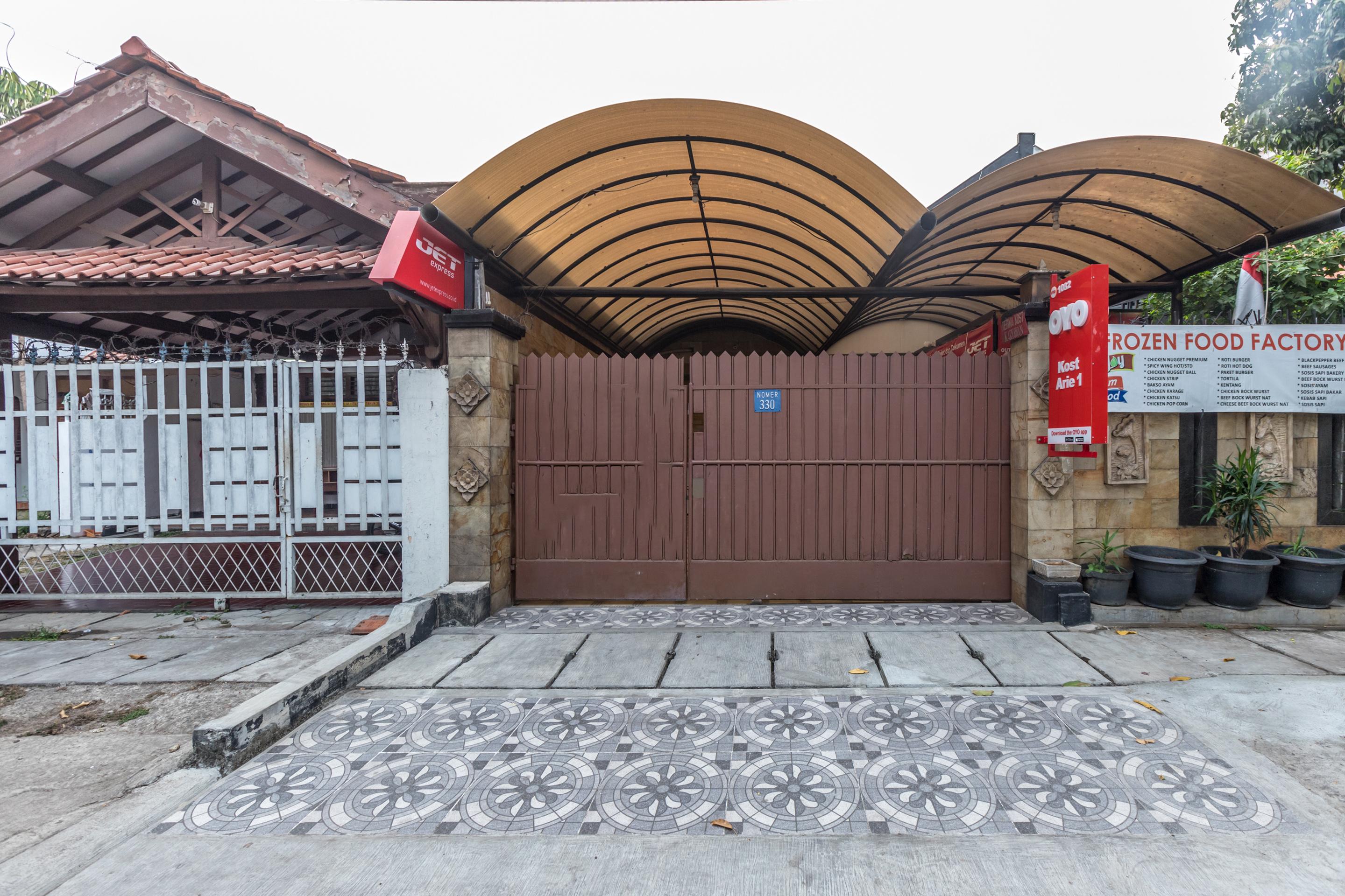 Super Oyo 1487 Residence Khoe Jakarta Eksteriør bilde