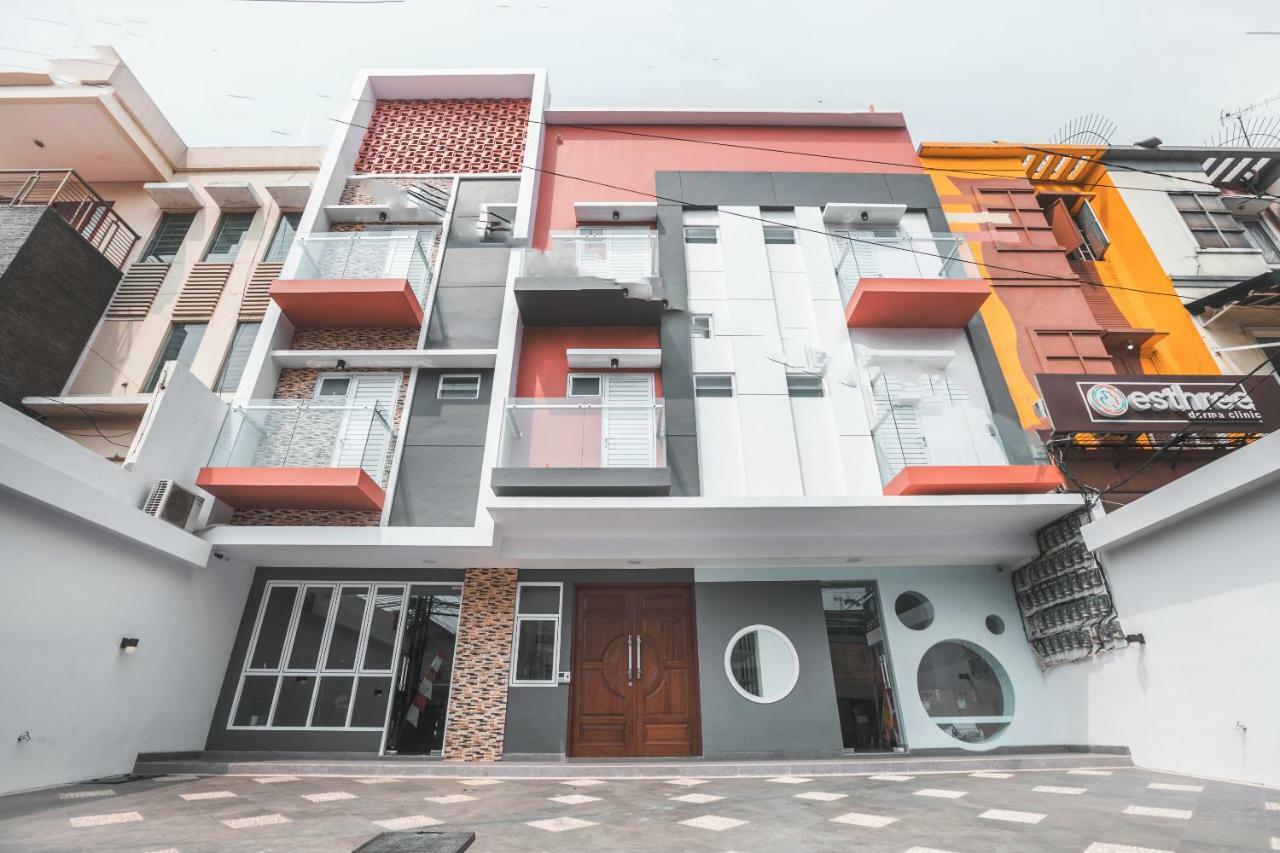 Super Oyo 1487 Residence Khoe Jakarta Eksteriør bilde