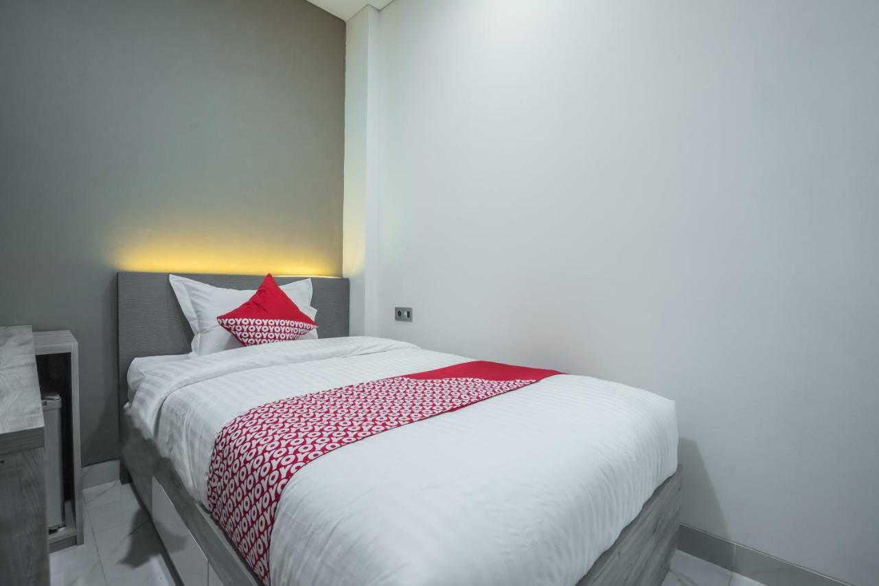 Super Oyo 1487 Residence Khoe Jakarta Eksteriør bilde
