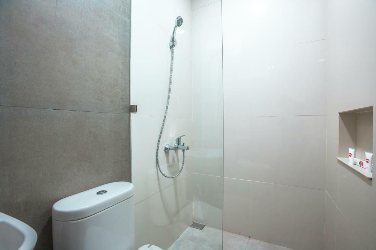 Super Oyo 1487 Residence Khoe Jakarta Eksteriør bilde